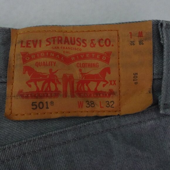 Levi's 501 Jeans Men's Size 38x32 Silver Gray Denim Shrink to Fit Button Fly - Picture 10 of 13
